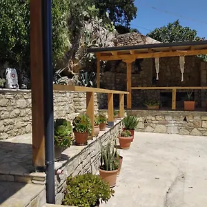  Affittacamere Vogklis House
