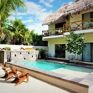 La Puerta Azul Beachfront - Adults Only Hotel Isola Holbox